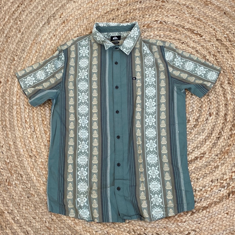 Quiksilver men’s button down shirt